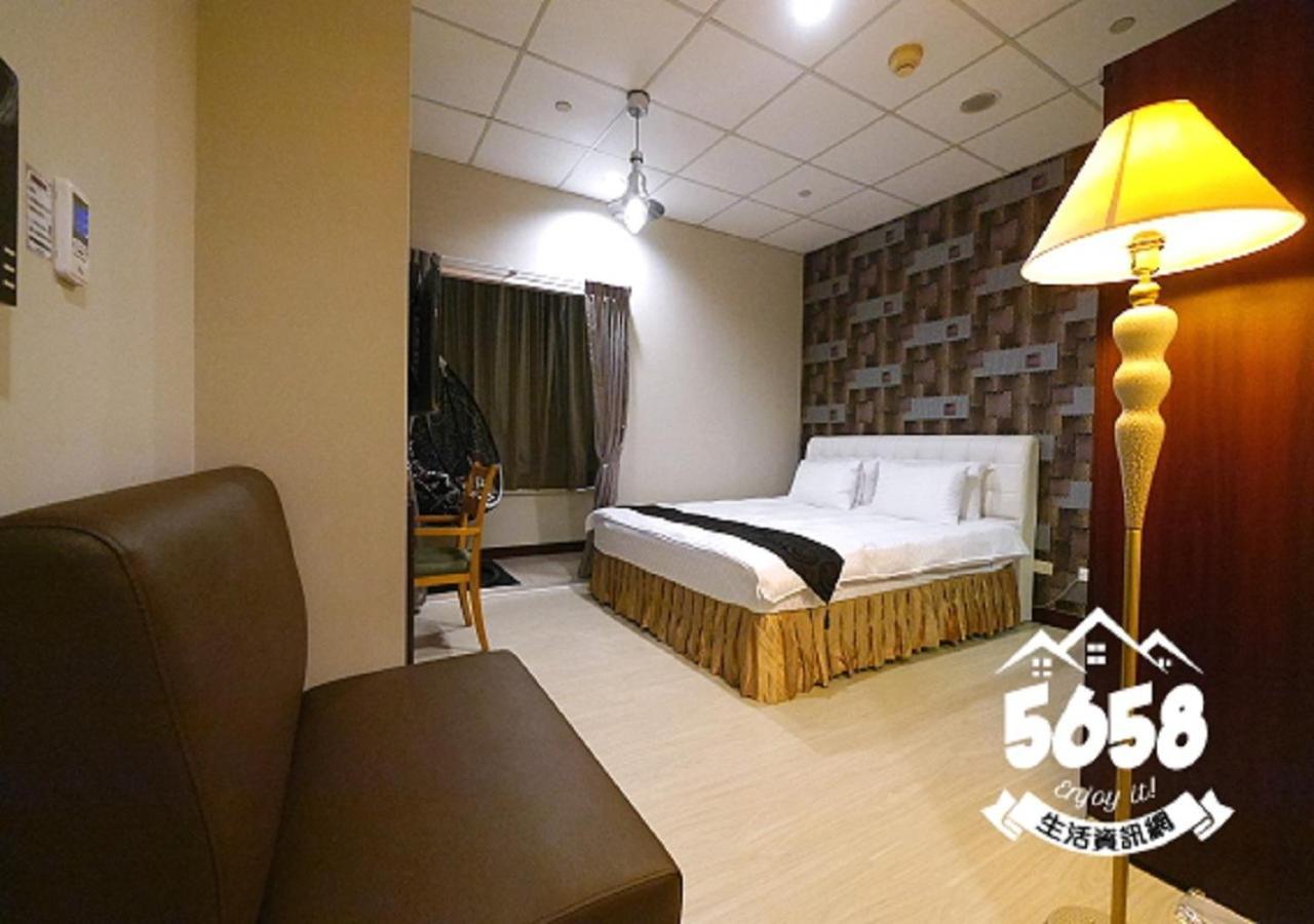 85 Eagle Hotel Kaohsiung Exterior foto